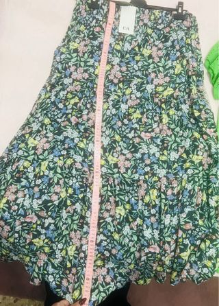 Falda larga estampada floral NUEVA