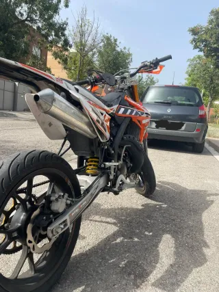 RIEJU MRT PRO 50cc Supermotard Naranja