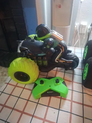Coche teledirigido Exost con mando
