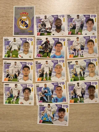 Lote cromos Liga Este 25-26 sin repetir
