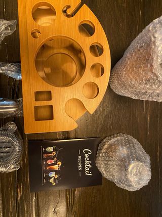 Set Shaker Cocktail con 12 accessori.