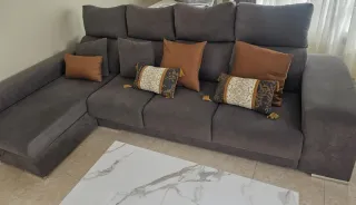 Sofá, Alfombra y Mesa de centro