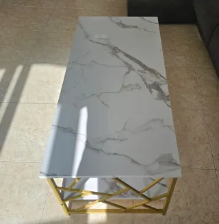 Sofá, Alfombra y Mesa de centro