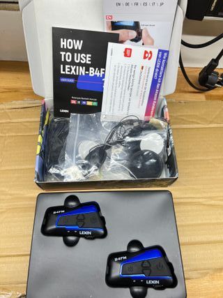 LEXIN 2X B4FM Intercomunicador Moto Bluetooth