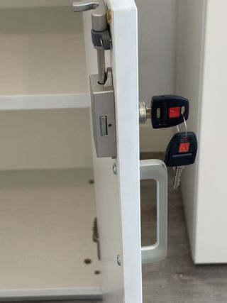 Mueble de oficina Actiu blanco