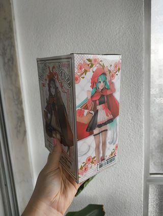 Taito Wonderland Hatsune Miku [Red Ridding Hood]