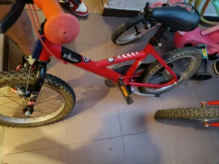 Bicicleta infantil 16 Btwin roja