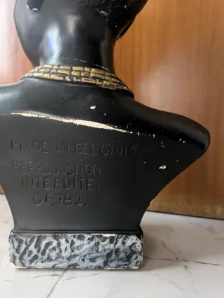 Busto Mujer Africana Años 50