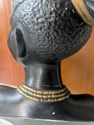 Busto Mujer Africana Años 50