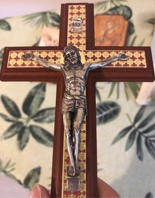 Crocifisso e 3 Santini religiosi