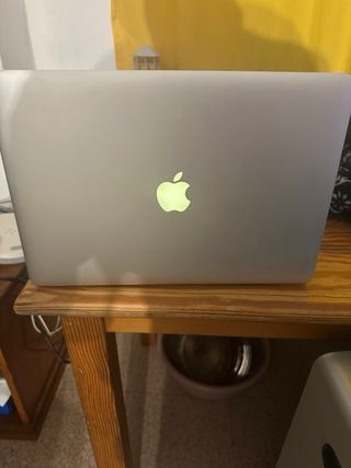 MacBook Pro Retina 15” i7 / 16GB / 500GB SSD + 2 c