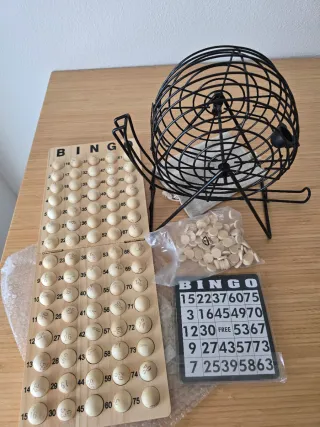 Juego de Bingo Completo con Tambor y Cartones nuev