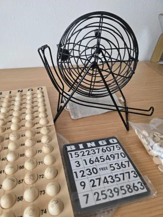 Juego de Bingo Completo con Tambor y Cartones nuev