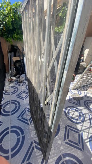 Reja de seguridad corredera extensible