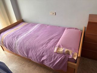 Cama madera con cajones