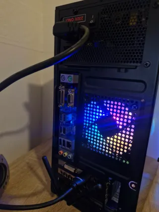 Ordenador (PC Gaming) i5 6400 y nvidia GTX 1650 4g