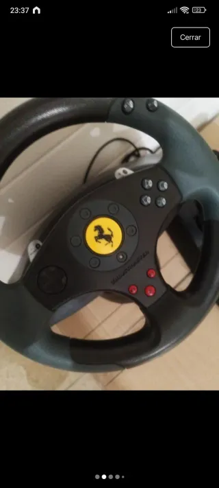 Volante Ferrari Thrustmaster para PC