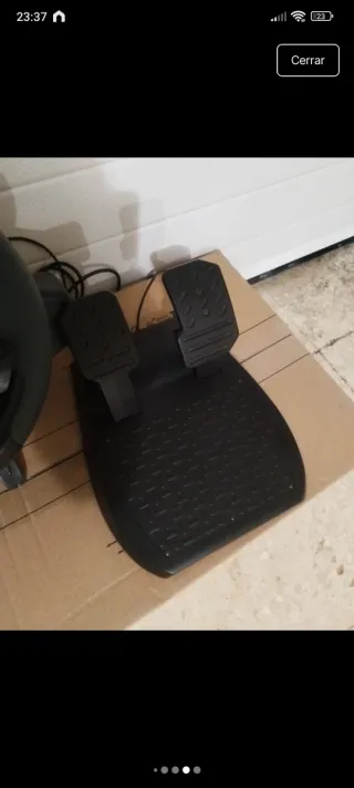 Volante Ferrari Thrustmaster para PC