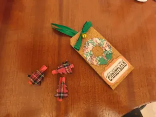 Detalles Navidad. Pinzas y colgante