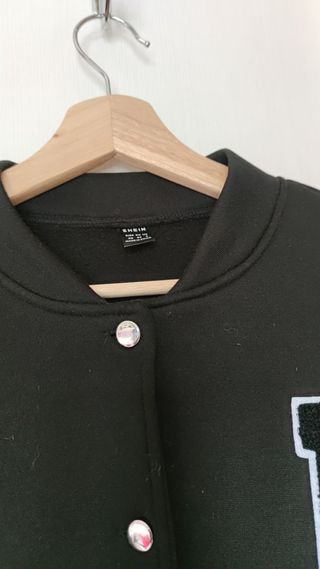 Chaqueta beisbolera oversize Shein Talla XS ó 36