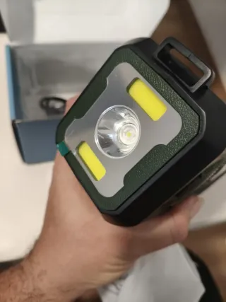 Radio emergencia solar y carga USB