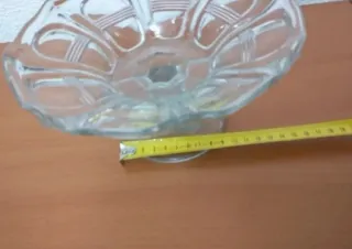 Frutero de cristal vintage, tiene más de 100 años
