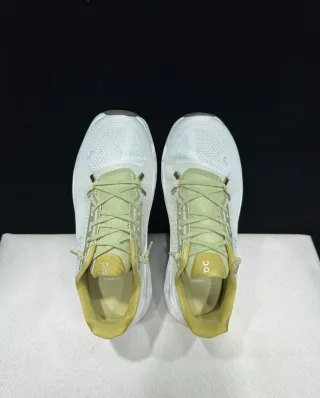 Zapatillas On Cloudswift Verdes/Blancas