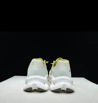 Zapatillas On Cloudswift Verdes/Blancas