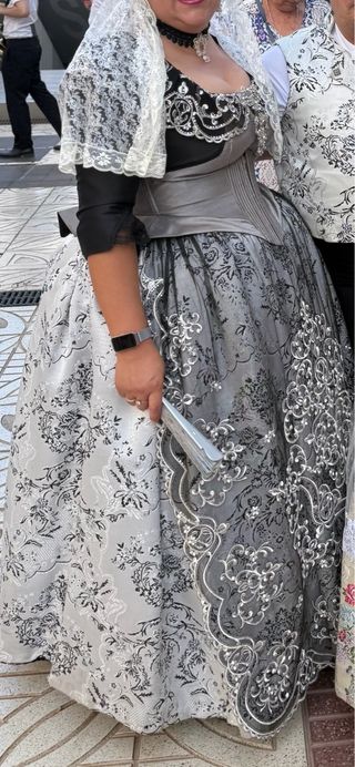 Falda Alicantina / Fallera Gris y Blanca