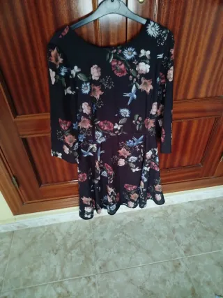 Vestido estampado floral manga larga