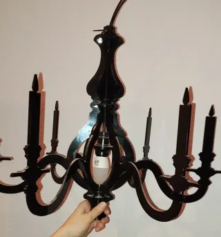 Lámpara negra estilo candelabro