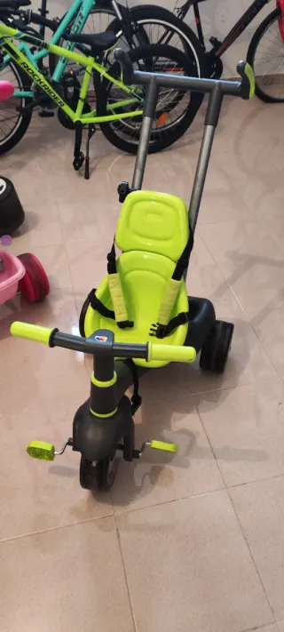 Triciclo Molto con manillar y bolsa