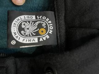 Felpa uomo con zip e cappuccio