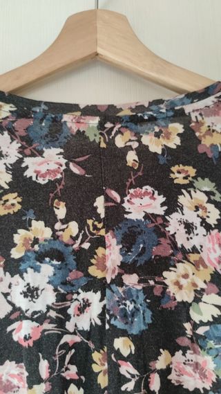 Camiseta oversize mujer Bershka Talla S-M ó 36-38