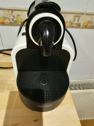 Cafetera DeLonghi Cápsulas