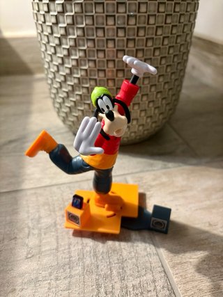 Pippo Kinder Sorpresa