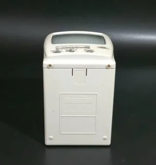 Radio antigua y televisión mini portátil  70s.