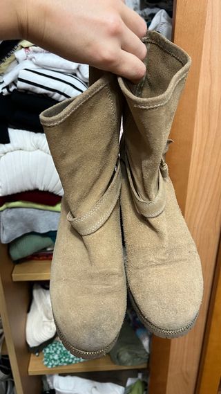 Botines ante hebilla beige talla 38