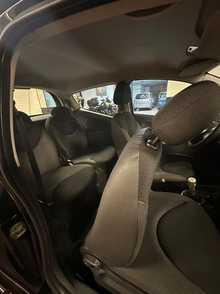 Citroen C2 2008/ 1.1 Furios / 143 mil km