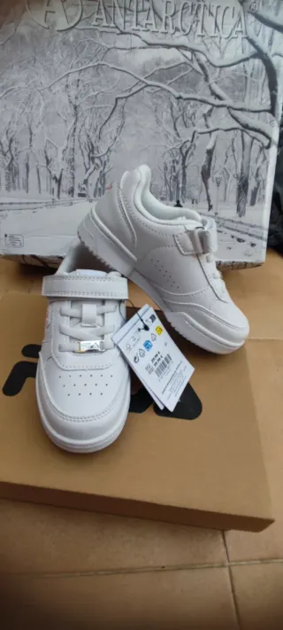 Zapatillas Fila Niña Talla 27