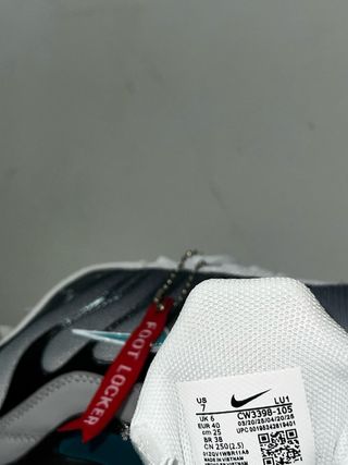 Nike TN 2026 Gris/Verde