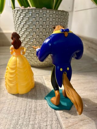 La Bella e la Bestia Kinder Sorpresa