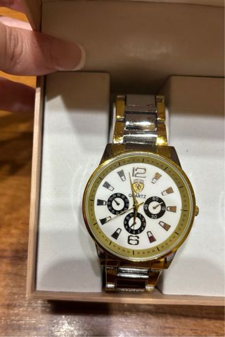 Scatola di 2 Orologi marca Ferrari
