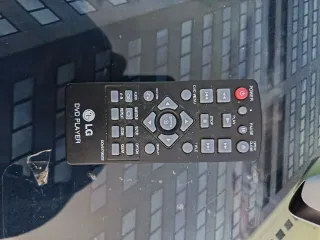 Reproductor DVD LG (Modelo DP132) + Mando Original