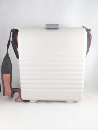 GB ORIGINAL TRANSPORT HARD CASE FOR GAME BOY + OUT