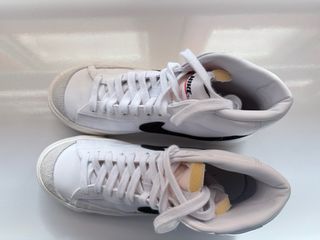 Nike Blazer Mid '77