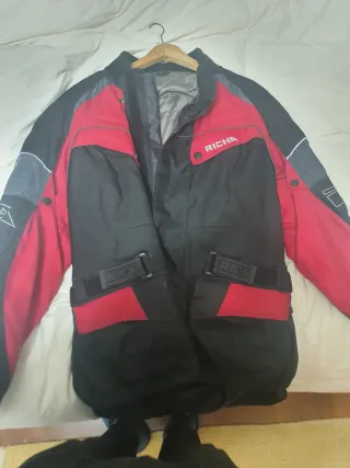 Chaqueta Moto Richa Negra y Roja