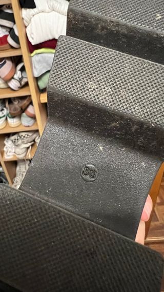 Botines granates tacón hebilla talla 37