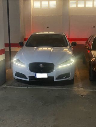 Jaguar XF 2.2 Diesel Luxury Sport