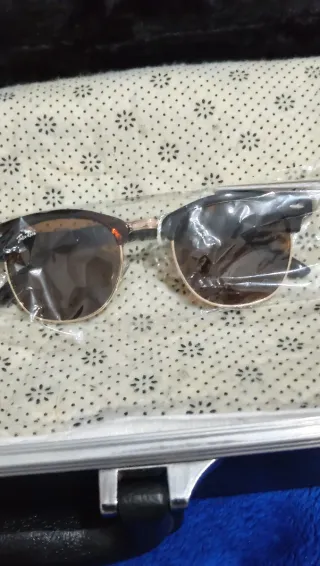 Gafas de sol azules y grises polarizadas